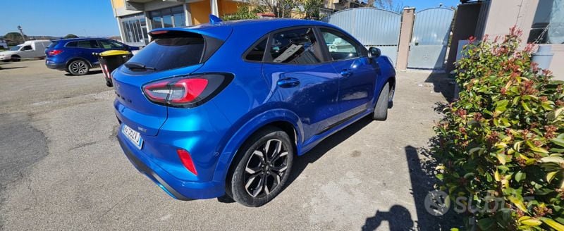 Usata Ford Puma 125 CV (91 kW) 2022 Blu Station wagon