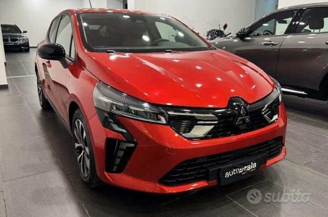 Rosso Usata 2024 Mitsubishi Colt Invite Berlina | 15.990 € (Buon prezzo) - Immagine 1/4