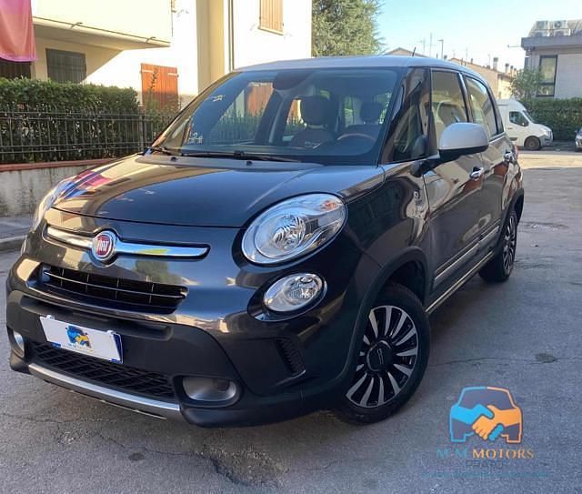 Nero(met.) Usata 2016 Fiat 500L Trekking Monovolume | 8990 € (Buon prezzo) - Immagine 1/4