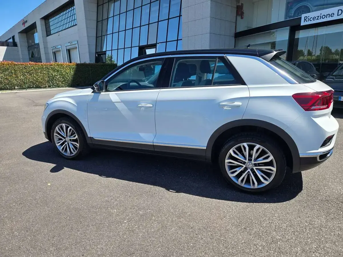 Usata VW T-Roc Advance 150 CV (110 kW) 2019 White silver SUV