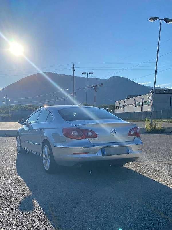 Usata VW Passat 140 CV (102 kW) 2009 Argento Coupé
