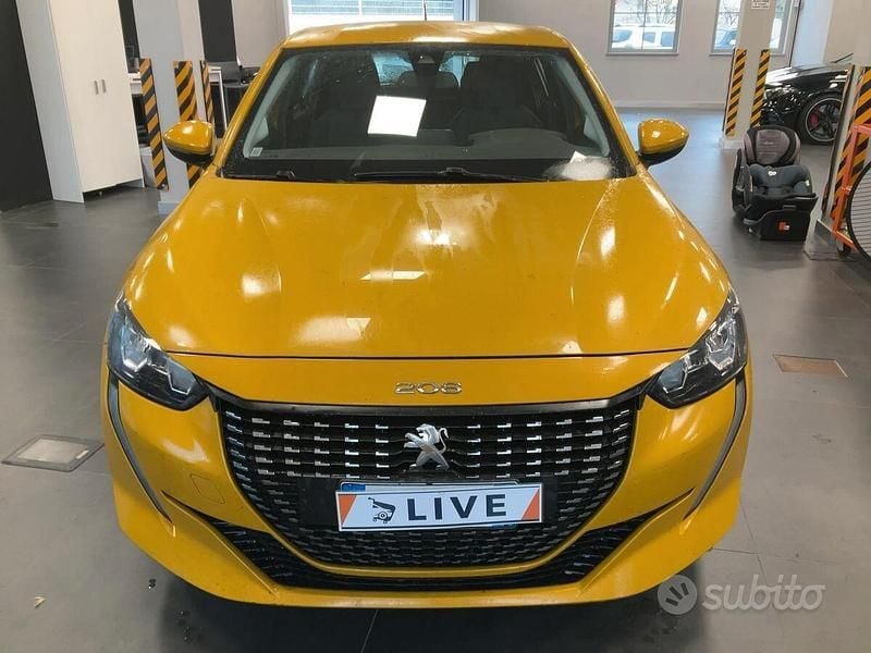 Usata Peugeot 208 Allure 102 CV (75 kW) 2020 Giallo Utilitaria