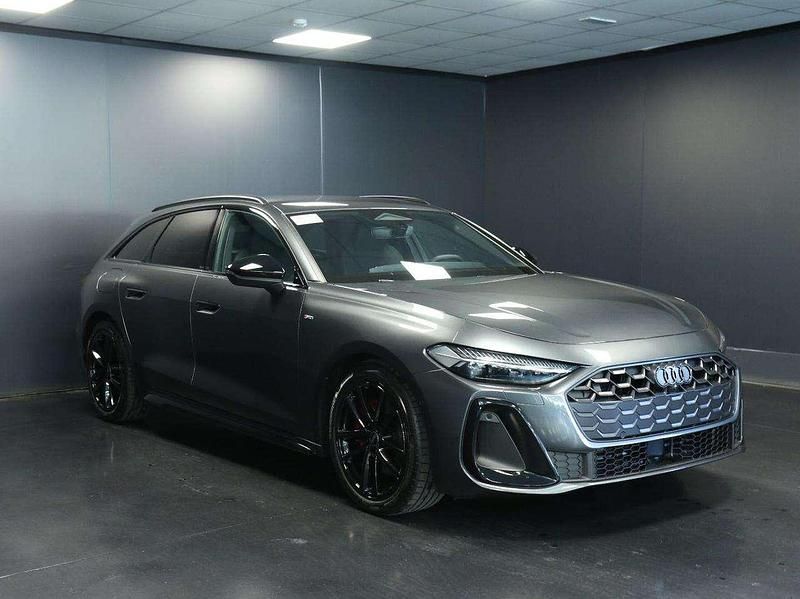 Nuova Audi A5 S-Line 204 CV (150 kW) 2025 Grigio Station wagon