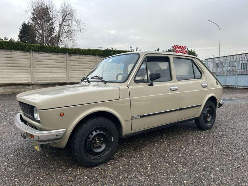 Usato 1978 Fiat 127 0.9 Benzin 45 CV (2.900 €)