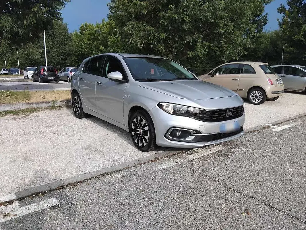 Usata Fiat Tipo City Life 131 CV (96 kW) 2022 Grigio Berlina