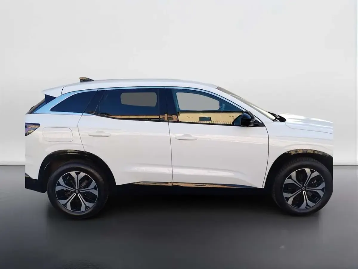 Usata Renault Austral Techno 199 CV (146 kW) 2023 Bianco SUV