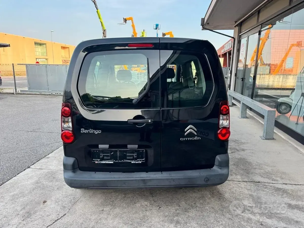 Usata Citroën Berlingo 98 CV (72 kW) 2012 Nero Monovolume