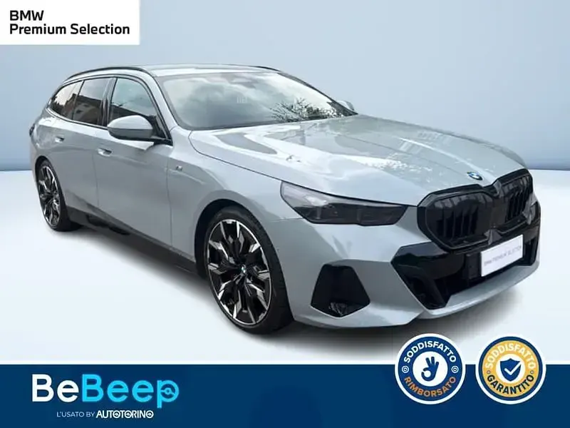 Usata BMW 540 M Sport 266 CV (195 kW) 2024 Grigio metallizzato Station wagon