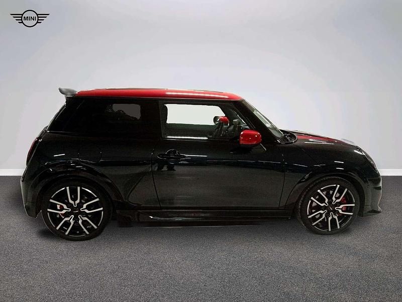 Usata Mini John Cooper Works 231 CV (169 kW) 2025 Grigio Utilitaria