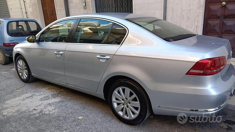 Usata VW Passat 2012 Grigio Berlina