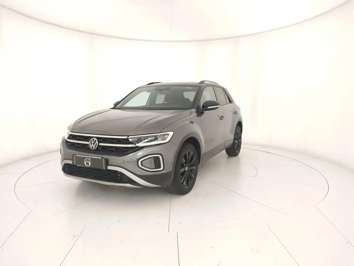 Usata VW T-Roc Style 150 CV (110 kW) 2023 SUV