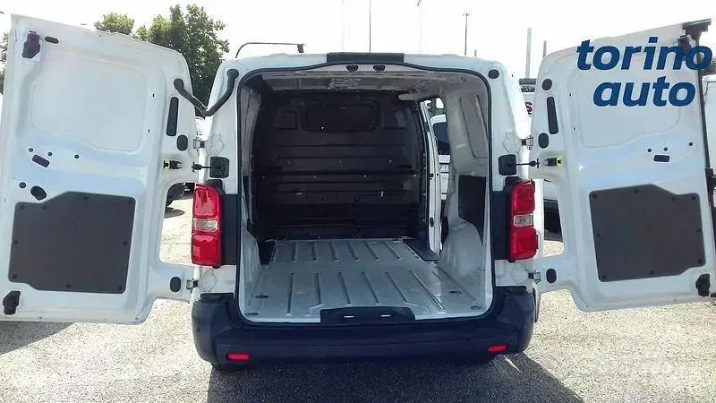 Usata Peugeot Traveller 2021 Bianco Monovolume