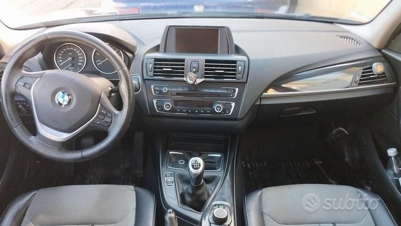 Usata BMW 116 Comfort Edition 2011 Blu Utilitaria
