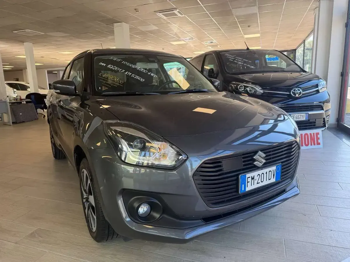 Usata Suzuki Swift 90 CV (66 kW) 2017 Grigio Utilitaria