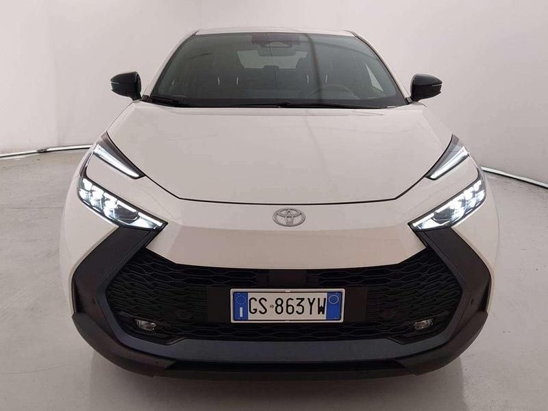 Usata Toyota C-HR Trend 152 CV (111 kW) 2024 Bianco SUV