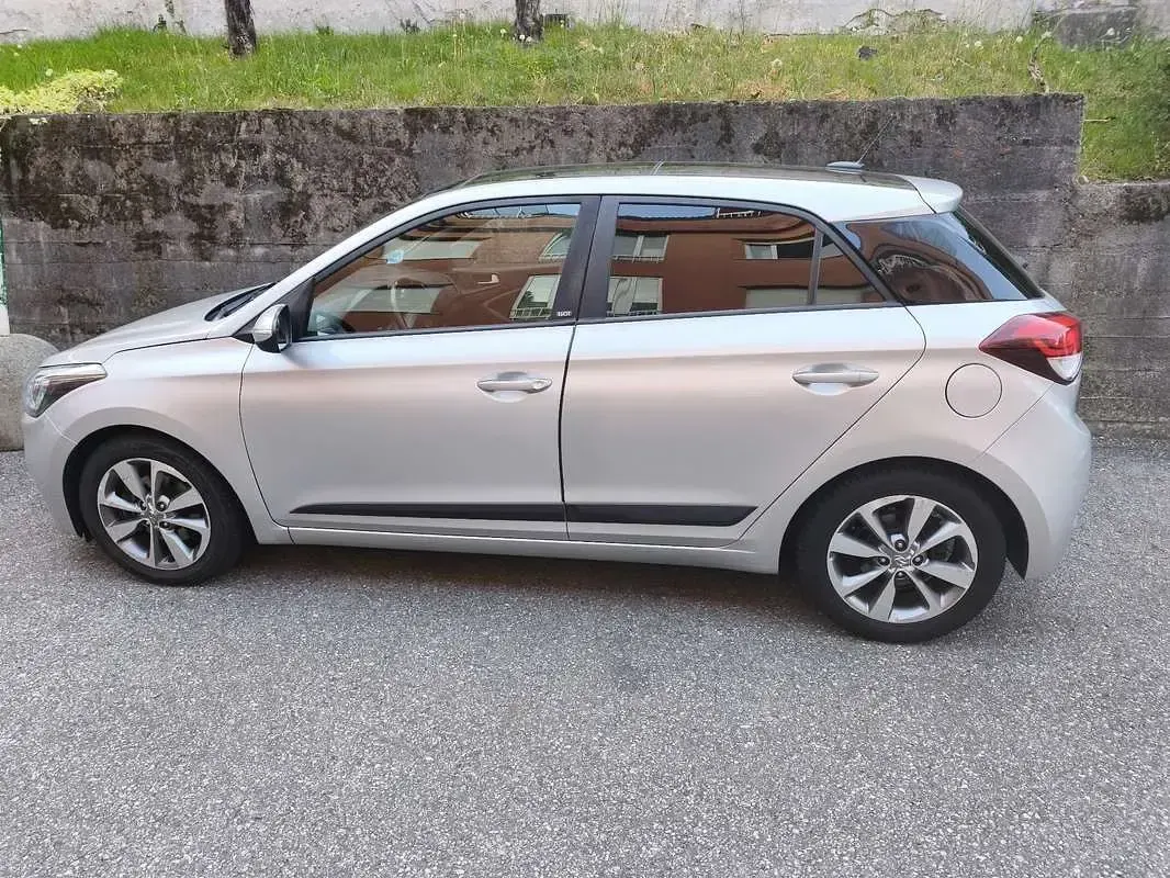 Usata Hyundai i20 Style 90 CV (66 kW) 2017 Utilitaria