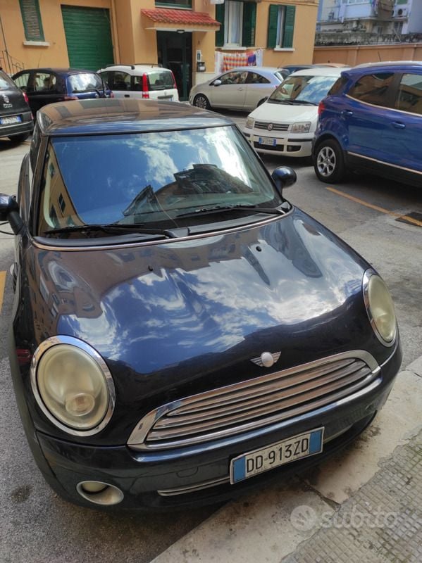 Nero Usata 2007 Mini Cooper Due volumi | 3800 € - Immagine 1/4