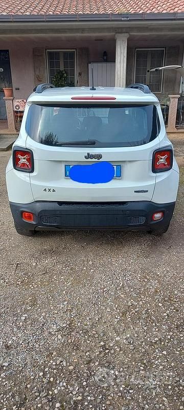 Usata Jeep Renegade 190 CV (139 kW) 2015 Bianco SUV