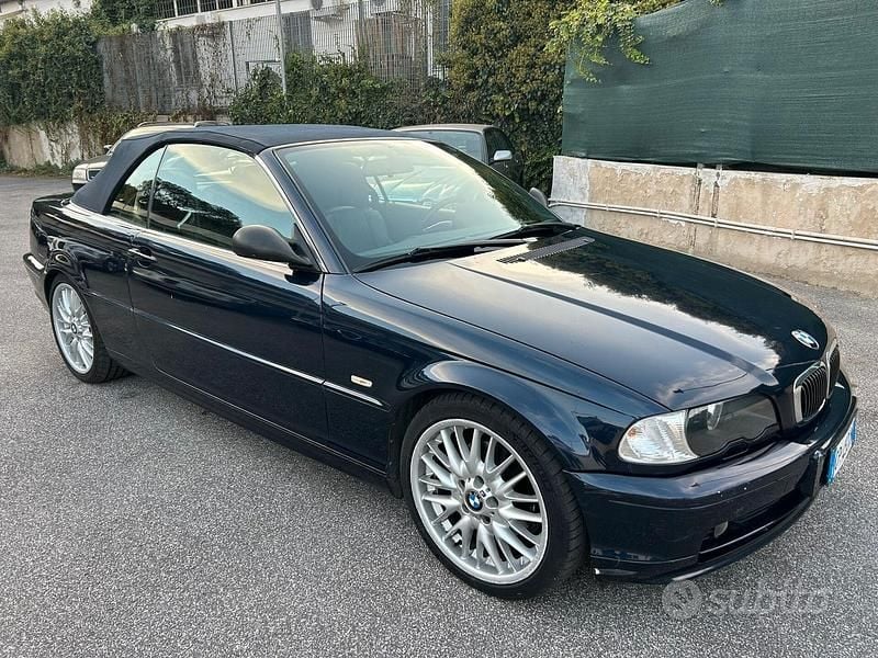 Usata BMW 320 Cabriolet 169 CV (124 kW) 2001 Blu Cabrio