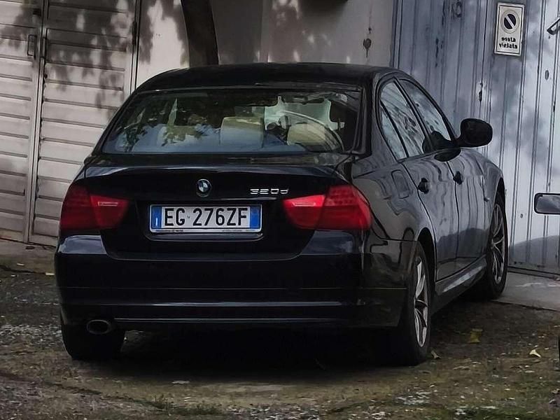 Usata BMW 320 177 CV (130 kW) 2012 Berlina