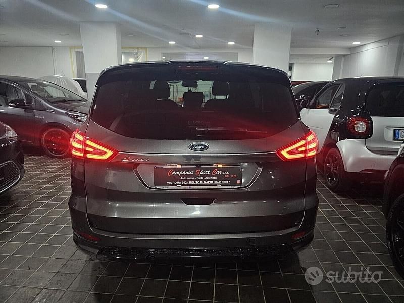 Usata Ford S-MAX Business Edition 150 CV (110 kW) 2019 Grigio Monovolume