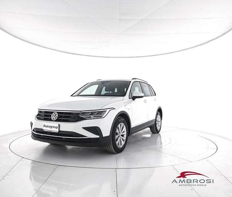 Bianco Usata 2021 VW Tiguan Life SUV | 21.464 € (Super prezzo) - Immagine 1/4