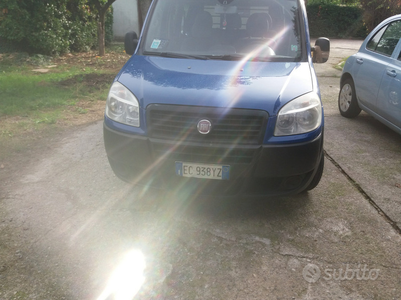 Usato 2010 Fiat Doblò 1.2 Diesel 85 CV (4.000 €)