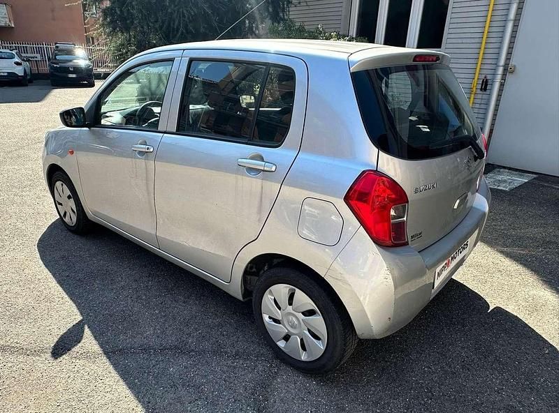 Usata Suzuki Celerio 68 CV (50 kW) 2017 Argento Utilitaria