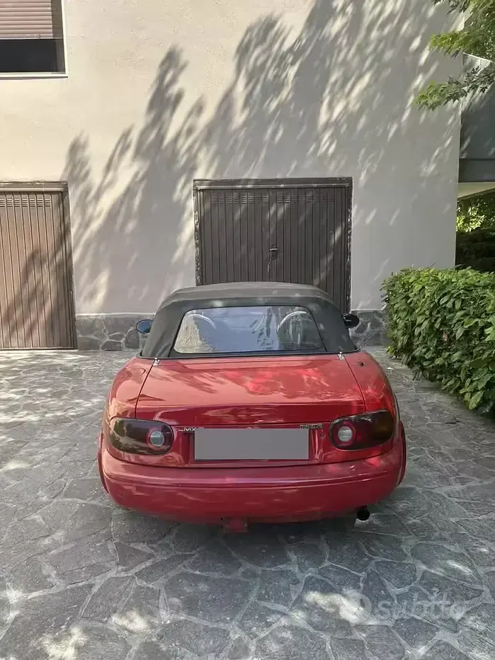 Usata Mazda MX5 116 CV (85 kW) 1990 Cabrio