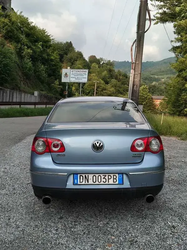 Usata VW Passat Highline 250 CV (183 kW) 2008 Berlina