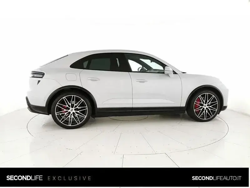 Usata Porsche Macan 330 kW (449 CV) 2024 Bianco SUV