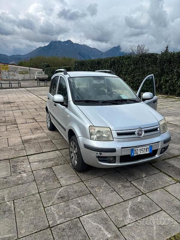 Usata Fiat Panda 77 CV (56 kW) 2010 Utilitaria