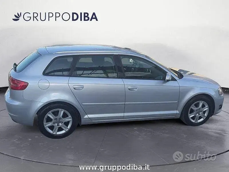 Usata Audi A3 Young 90 CV (66 kW) 2012 Argento Berlina