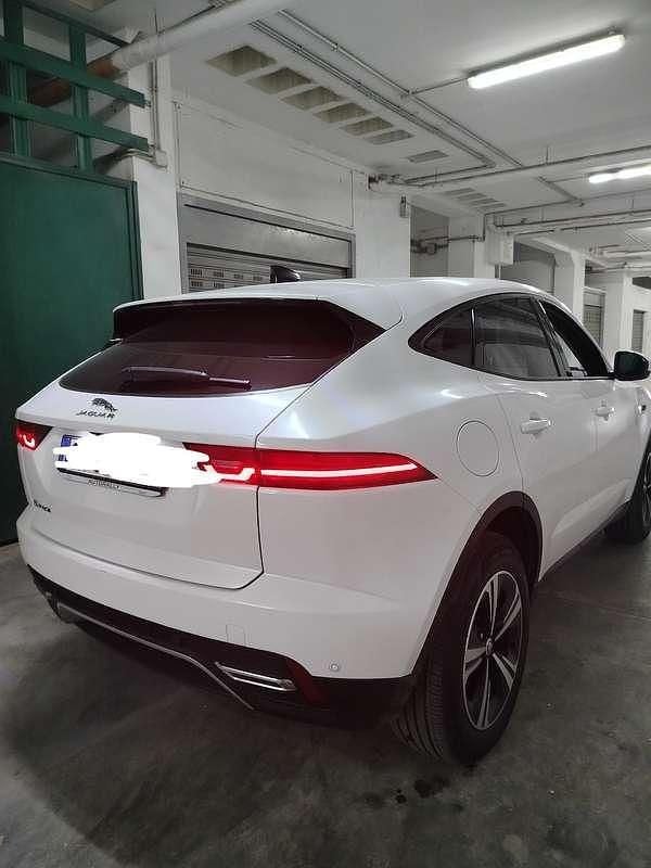 Usado Jaguar E-Pace 163 CV (119 kW) 2022 SUV