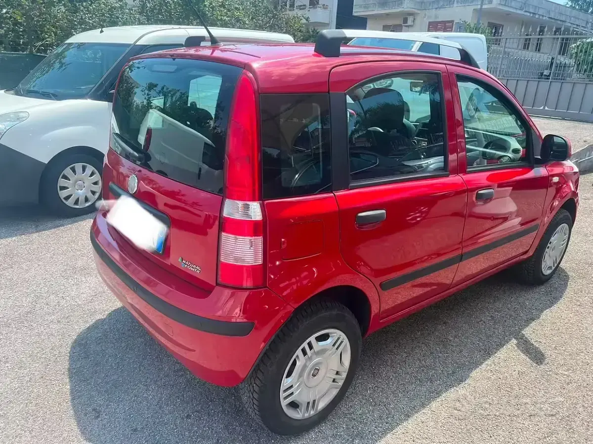 Usata Fiat Panda Dynamic 60 CV (44 kW) 2010 Rosso Utilitaria