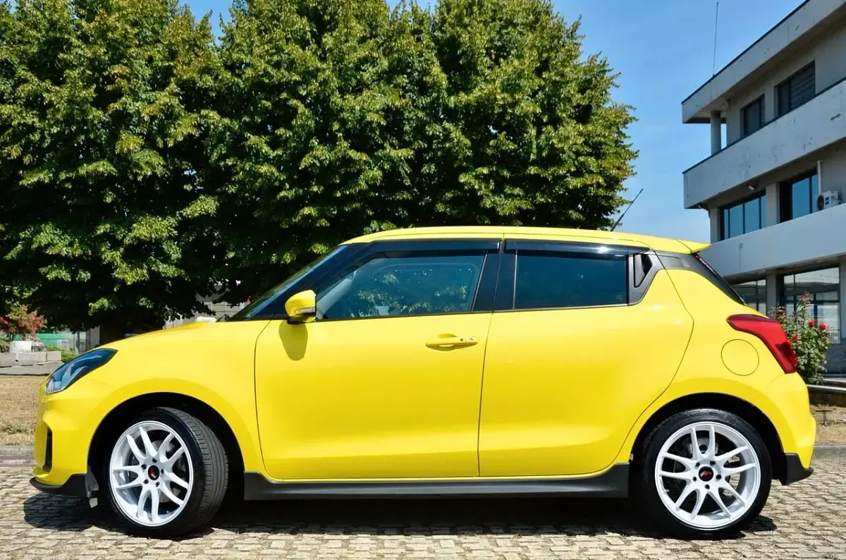 Usata Suzuki Swift Sport 129 CV (94 kW) 2022 Giallo Utilitaria