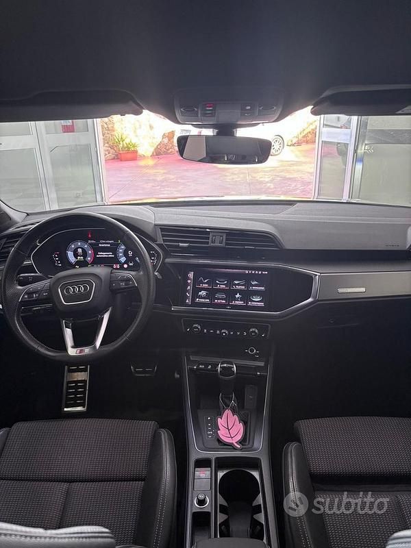 Usata Audi Q3 Comfort 150 CV (110 kW) 2024 Nero SUV