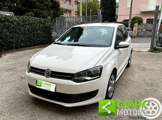 Bianco Usata 2014 VW Polo Tre volumi | 5500 € (Super prezzo) - Immagine 1/4