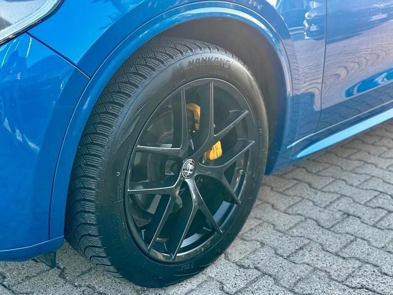 Usata Alfa Romeo Stelvio Veloce 210 CV (154 kW) 2020 Blu misano metallizzato SUV