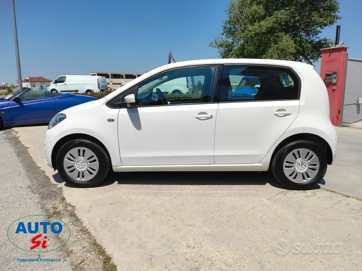 Usata VW up! 68 CV (50 kW) 2015 Bianco Utilitaria