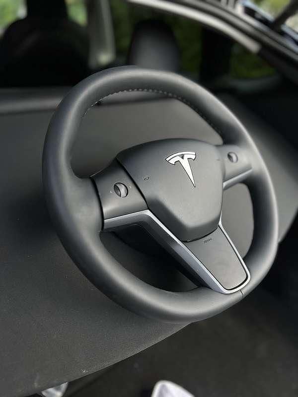 Usata Tesla Model Y Performance 155 kW (211 CV) 2023 SUV