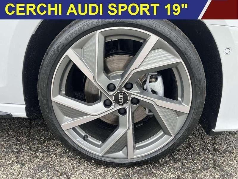 Nuova Audi A3 Sportback S-line plus 150 CV (110 kW) 2026 Bianco Utilitaria