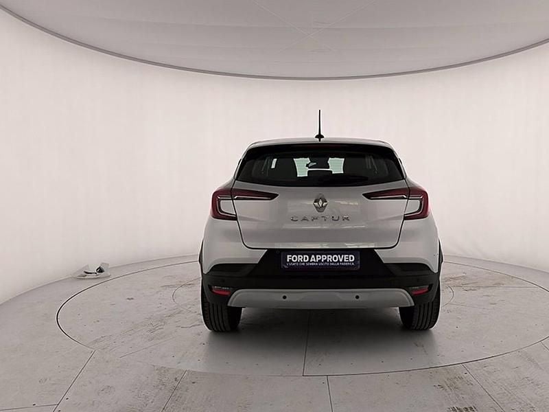 Usata Renault Captur Techno 101 CV (74 kW) 2023 Grigio SUV