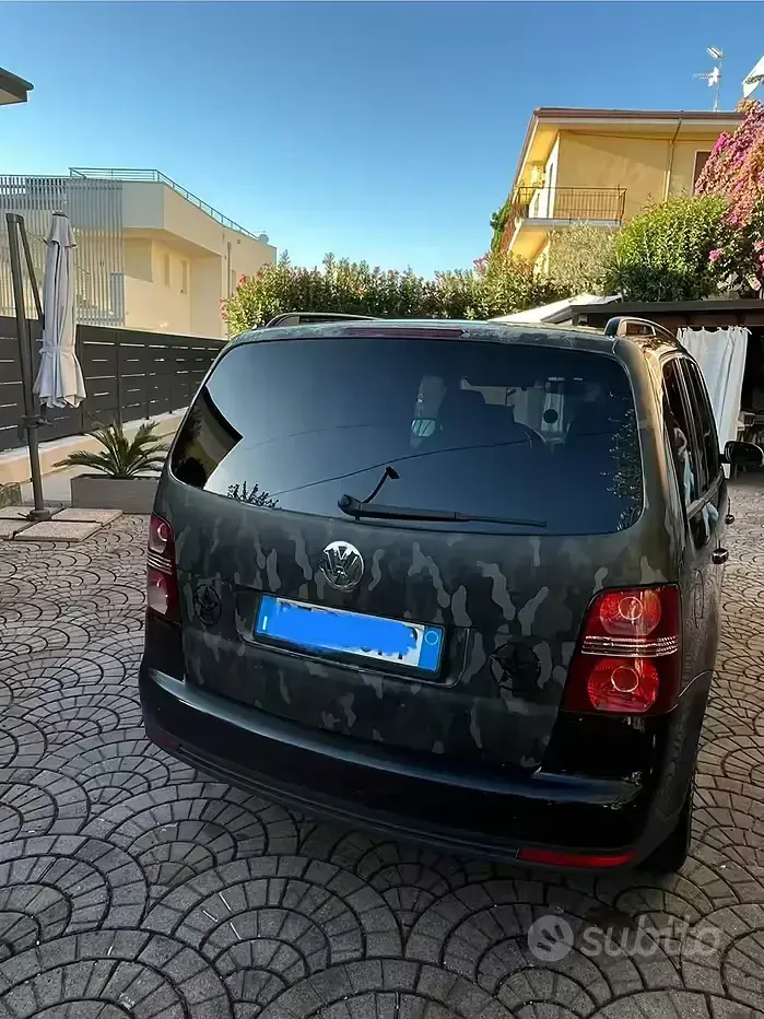Usata VW Touran 102 CV (75 kW) 2007 Nero Monovolume