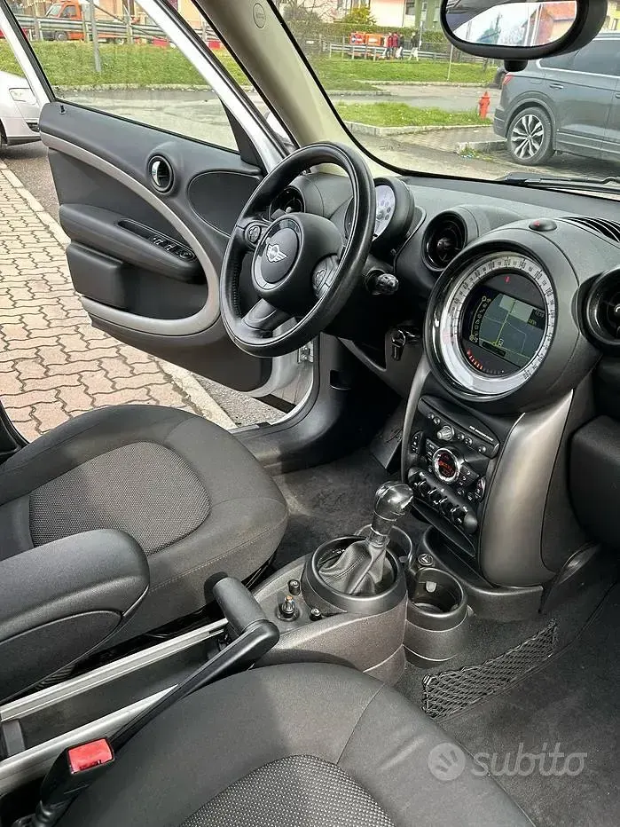 Usata Mini Countryman 111 CV (81 kW) 2014 Bianco SUV