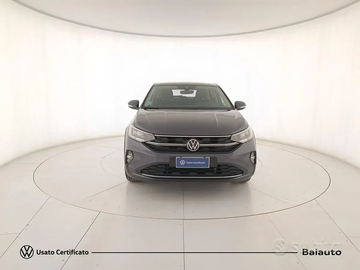 Usata VW Taigo Life 115 CV (84 kW) 2024 Grigio SUV