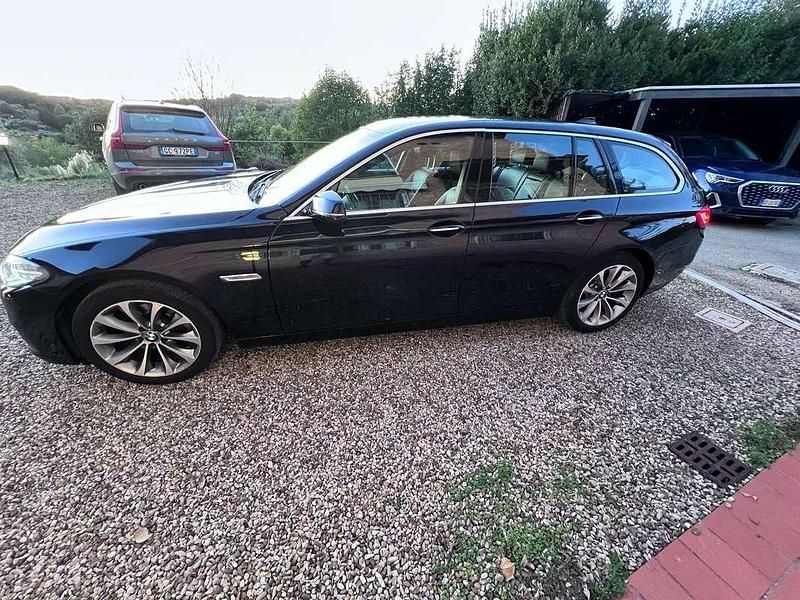 Usata BMW 520 190 CV (139 kW) 2016 Blu/azzurro Station wagon