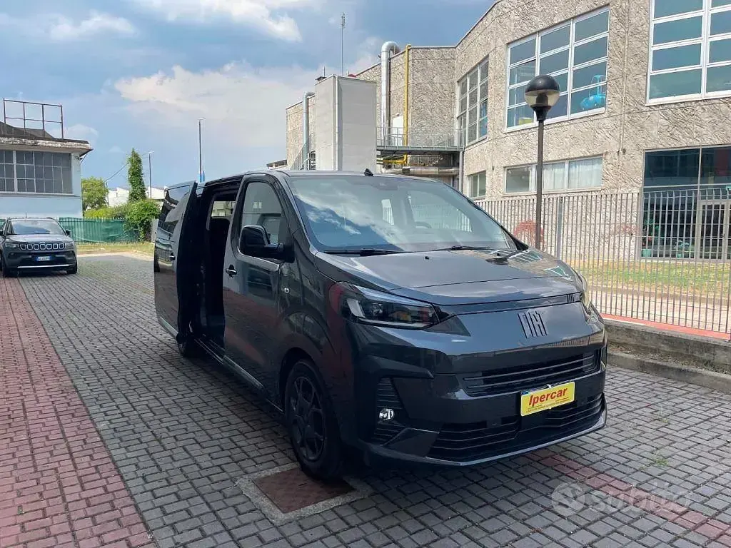 Usata Fiat E-Ulysse S 131 kW (179 CV) 2025 Nero Monovolume