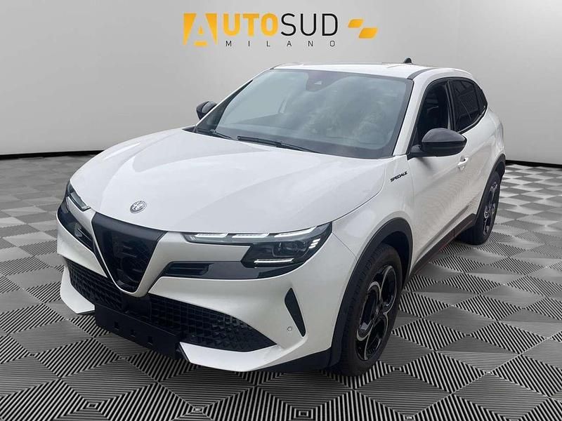 Bianco Nuova 2025 Alfa Romeo Junior Edizione Speciale SUV | 30.480 € (Buon prezzo) - Immagine 1/4