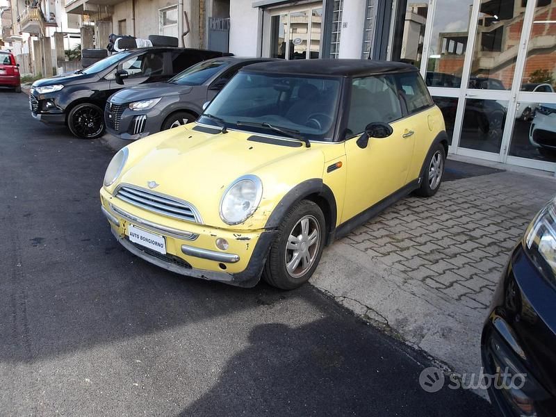 Usata Mini One D 75 CV (55 kW) 2004 Giallo Utilitaria